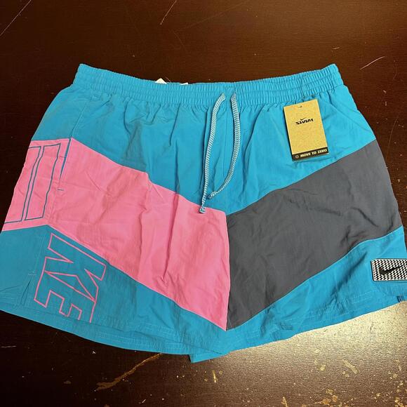 Nike Swim Men's Color Surge 9” Volley Shorts Blue NESSD470-480 NWT XXL Trunks